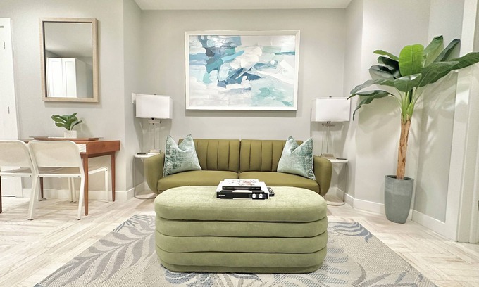 Chelsea Apartment | Chic Clean Renovated 1-bedroom Home with fast WiFi, laundry room in NYC