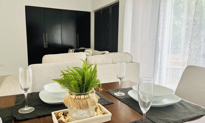 Frere Pilgrim Condo | Chic Condo in Central Location—Pool, Gated, WiFi