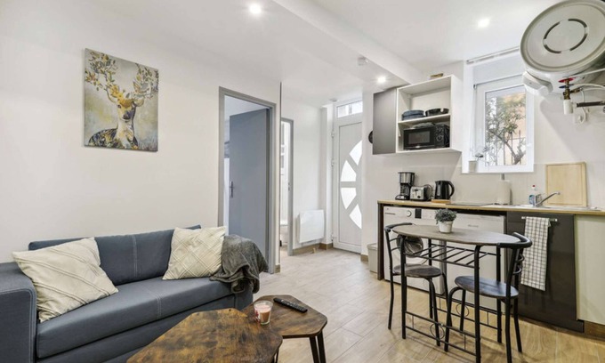 La Ferte-sous-Jouarre Apartment | Chic & cosy apartment