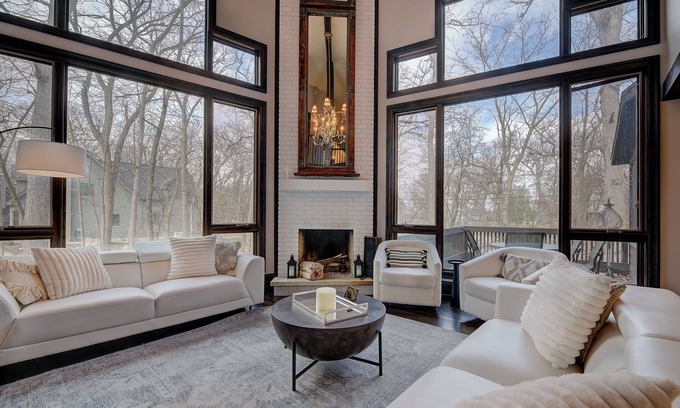 Fontana House | Chic cozy home located in the heart of Fontana on Lake Geneva!