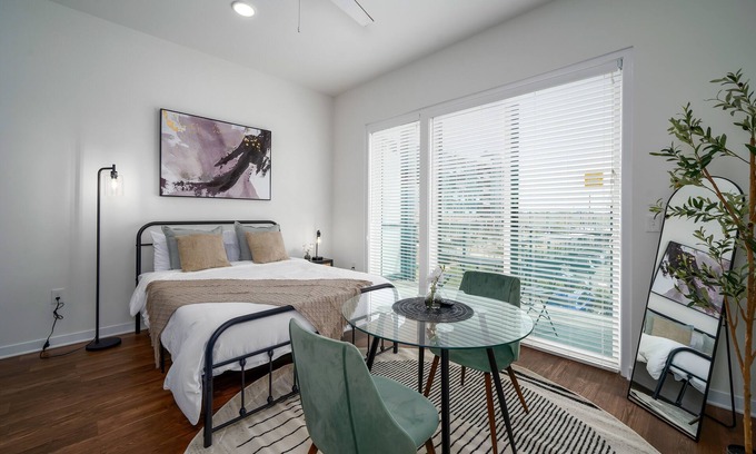 Avondale Apartment | Chic Downtown Studio Oasis w/Private Balconyn