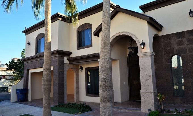 Mexicali House | Chic Family Retreat in Zona Dorada, Mexicali!