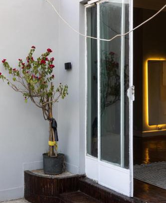 Garden City Apartment | Chic Haven studio apartment at garden city