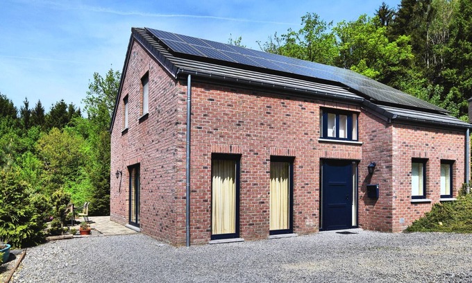 Barvaux House | Chic Holiday Home in Durbuy with Sauna