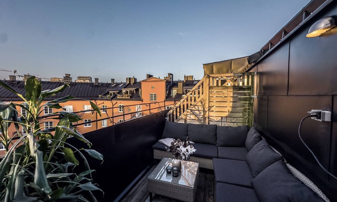 Kungsholmen Apartment | Chic Industrial Loft in Stockholm, Kungsholmen