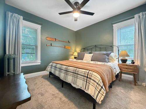 Edgewater Apartment | Chic Lakeside Retreat Steps from the Beach