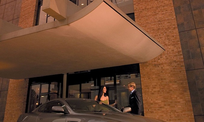 Greater Johannesburg Metropolitan Area Apartment | Chic living, an alternative to the most superior of 5-star hotel accommodation