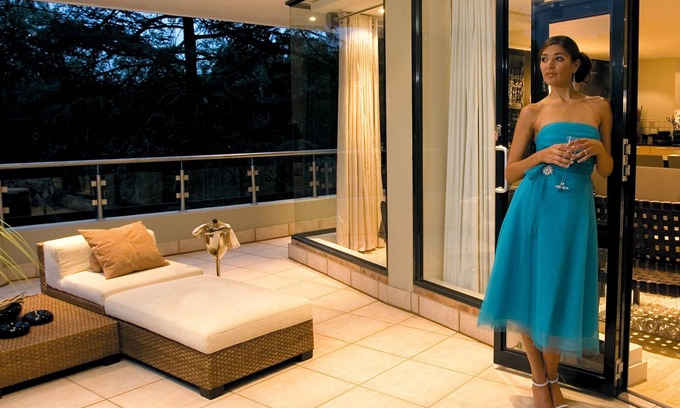 Greater Johannesburg Metropolitan Area Apartment | Chic living, an alternative to the most superior of 5-star hotel accommodation