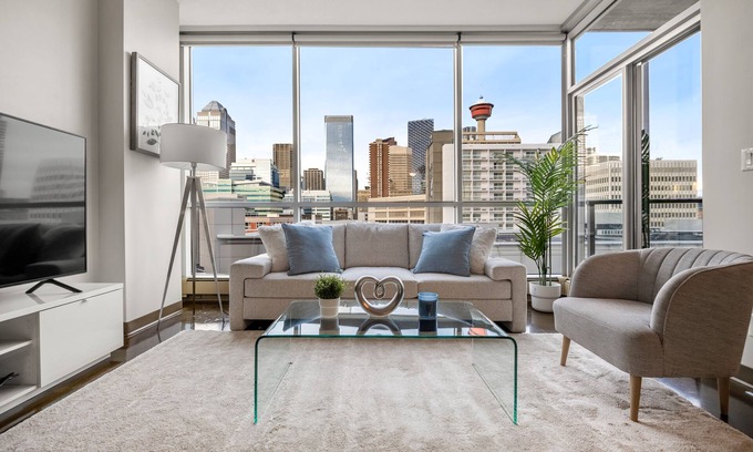 Beltline Condo | Chic Luxe 2BD + Free Parking-Central Downtown Gem