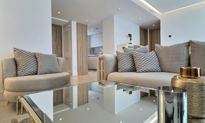 San Roque Apartment | Chic Mediterranean Living: A Three-Bedroom Penthouse Situated in the San Roque Club Resort