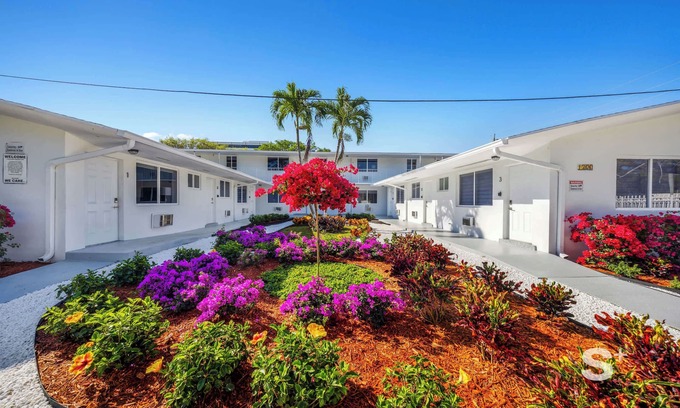 Seybold Apartment | Chic Miami Studio | Gym, BBQ, Free Parking