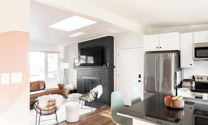 Alta Vista Area House | Chic Mid-Century Home Near Olde Town Arvada