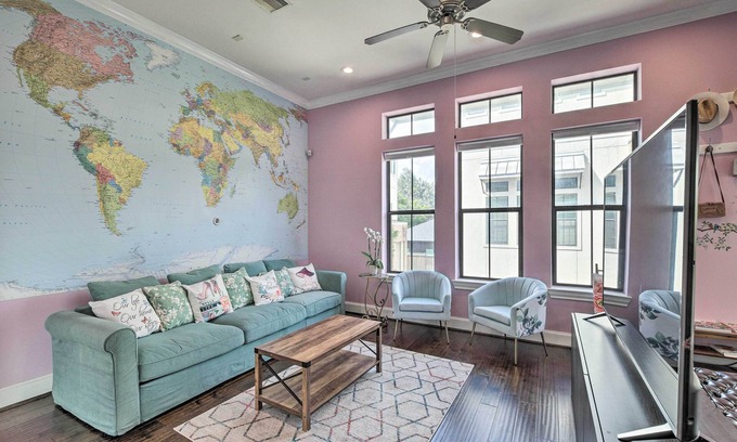 Midtown House | Chic Midtown House ~ 2 Mi to Dtwn Houston!
