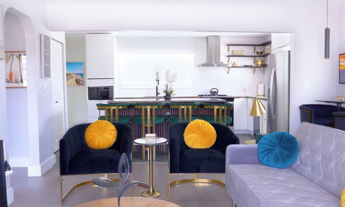 Smith's Memento House | Chic Mini Boutique Hotel Unit 3 at THE BELLA by EVRH