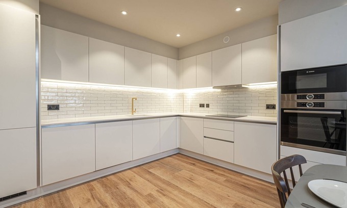 Tottenham Hale Apartment | Chic Modern North London Flat