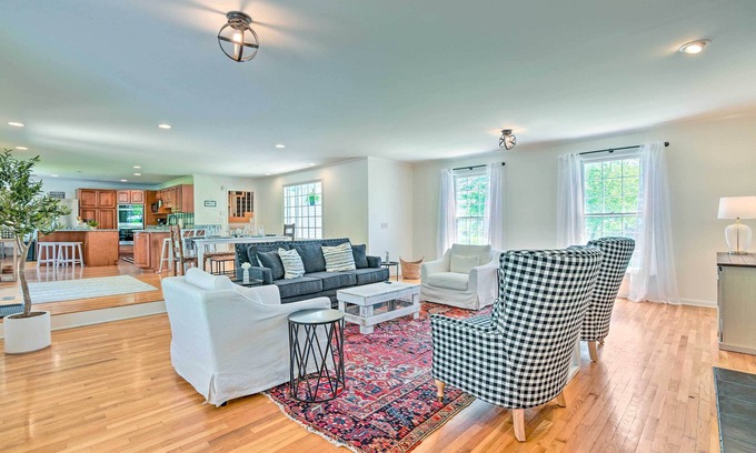 Kingston Springs House | Chic Nashville-Area Retreat w/Private Pool!