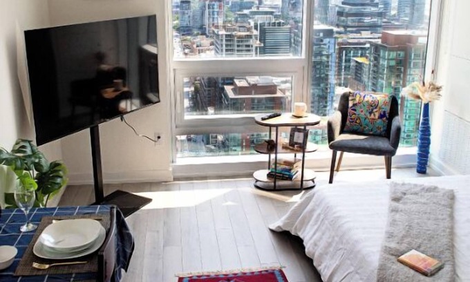 St. Lawrence Condo | Chic New Stylish Condo Near Financial District