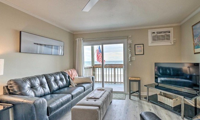 Sneads Ferry Apartment | Chic Oceanfront North Topsail Beach Condo with Deck