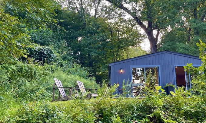 Port Ewen Cabin | Chic, Private Cabin with Stunning Hudson River Views