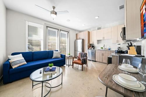 Fort Worth Apartment | Chic Retreat Poolside Comfort