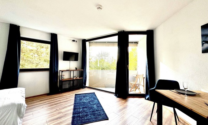Beeden Apartment | Chic serviced apartment near Homburg's university and technology park