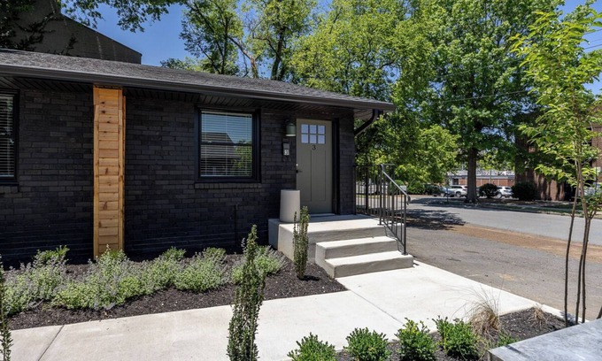 Hillsboro West End Apartment | Chic Stay Near Vanderbilt & Belmont | The Nomad #3