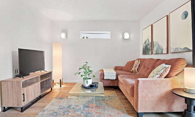 Spokane House | Chic Townhouse in Northtown