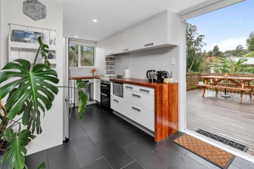 Whangarei House | Chic Whangarei Retreat - 10 min Walk to CBD