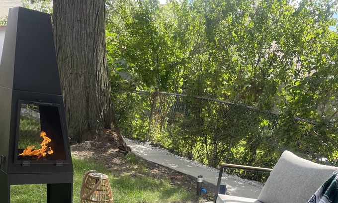 Little Village Apartment | Chicago 2B/1BA Apt near Downtown & Summer Festivals