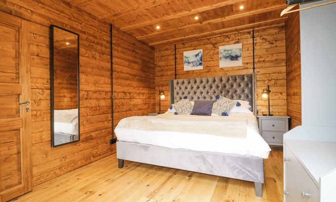 South Luffenham Cottage | Chicken Run