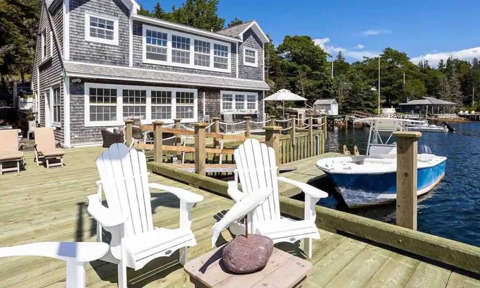 Chester Villa | Children friendly oceanfront escape