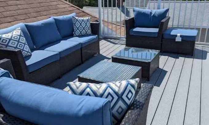 Scarborough Condo | Chill on the rooftop! Across from the beach!