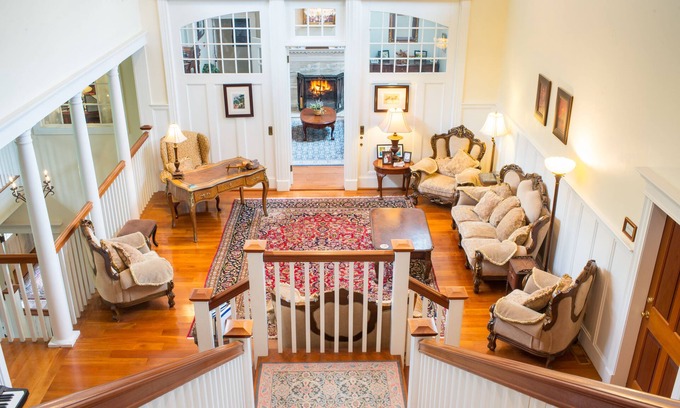 Bar Harbor House | Chiltern Inn