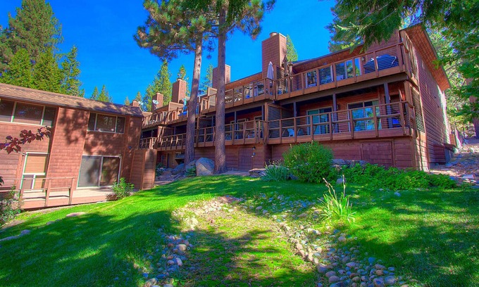 Brockway Condo | Chipmunk's Paradise By Lake Tahoe Accommodations