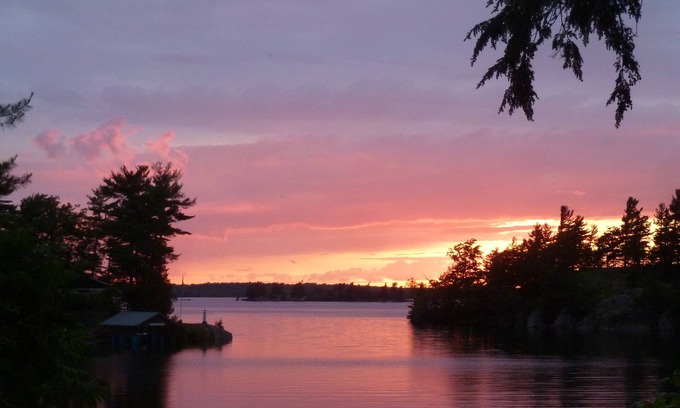 Redwood Cottage | Chippewa Bay/Main Channel St Lawrence River near Alex Bay
