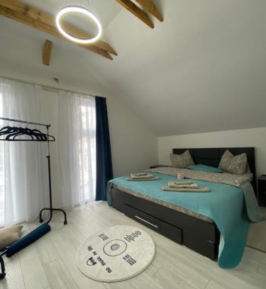 Toplita Apartment | Chloe Loft
