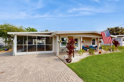 Buckhead Ridge House | Chobee Canal Casa