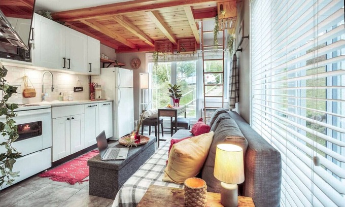 Mont-Tremblant Condo | Chouette Tremblant Ski In/Out Pedestrian Village