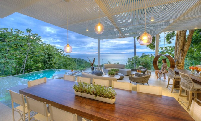 Herradura Villa | CHouse Luxury Villa.