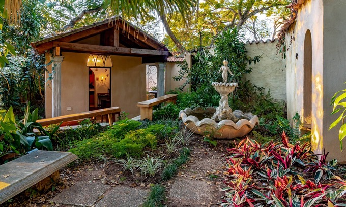 Nelspruit House | Christie's at 32 on Russell