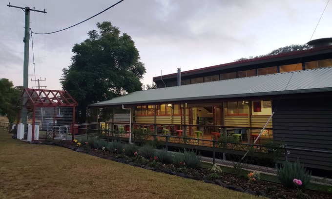 Lamington Cabin | Christmas Creek Cafe & Cabins