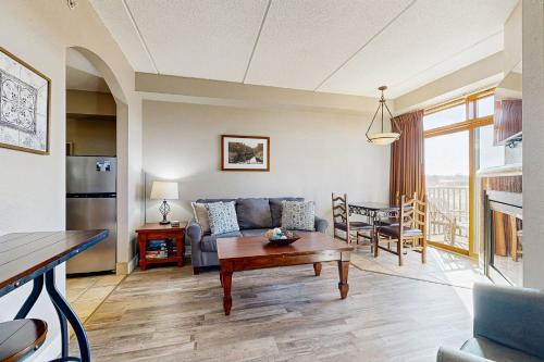 Wisconsin Dells Apartment | Chula Vista Resort Villa # 7215