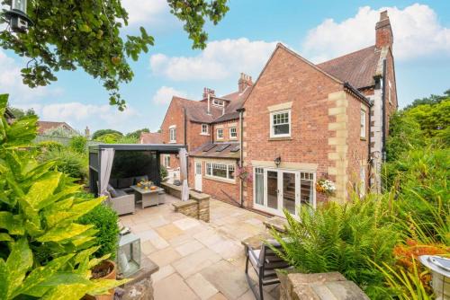 Scarborough House | Church Beck Retreat