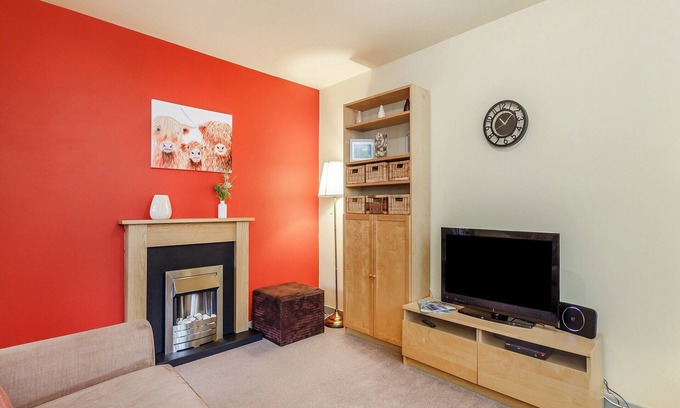 Spittal Cottage | Church Court Cottage - UK39009