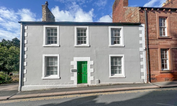 Wing Cottage | Church End Cottage, Brampton - a cottage that sleeps 7 guests in 4 bedrooms