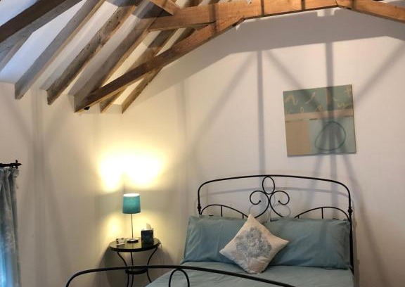 Sleaford House | Church View Cottage, Ewerby