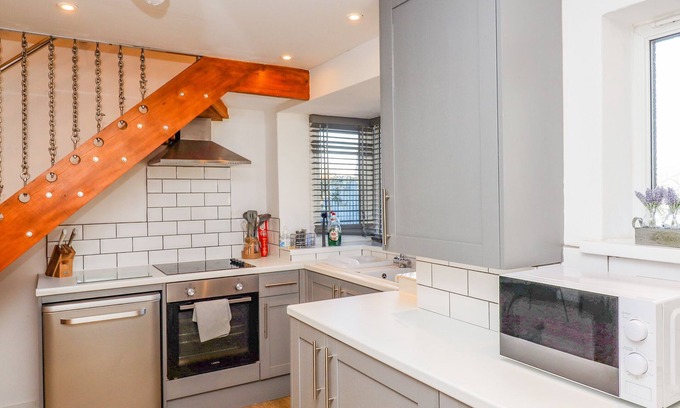 Loversall Cottage | Church View Cottage