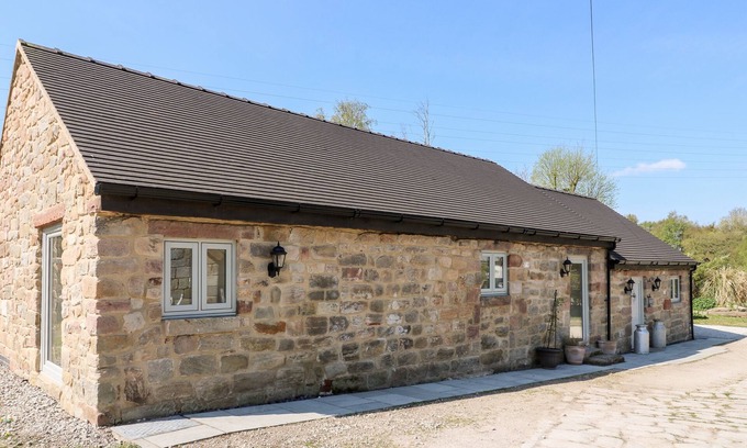 Coxbench House | CHURN DASH COTTAGE, family friendly in Horsley Woodhouse