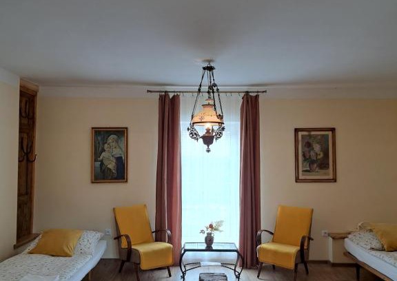 Lukova Apartment | Cihlový apartmán - 100DOLA