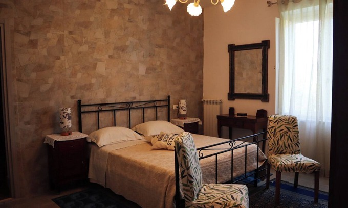 Venafro House | CIMORELLI HOLIDAY HOME SURROUNDED BY OLIVE TREES IN THE VENAFRO PLAIN
